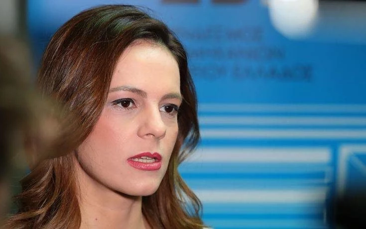 Mας δουλεύουν ψιλό γαζί! – Αχτσιόγλου: Τεράστιος μύθος το ότι ο ΣΥΡΙΖΑ συρρίκνωσε τη μεσαία τάξη